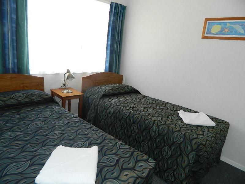 Opononi Hotel Экстерьер фото